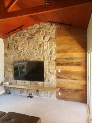 Porta em Madeira Maciça de Demolição 013